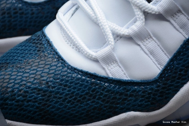 11 CD6846-102 Air Navy Snakeskin Jordan Blue Low 0815